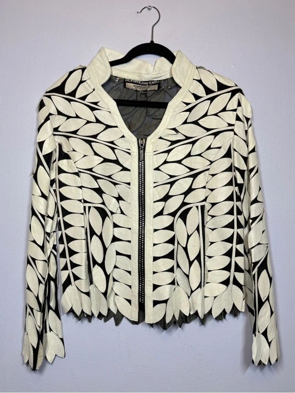 Vintage Leather 9000 jacket with white leather petals size XL - Picture 2 of 10